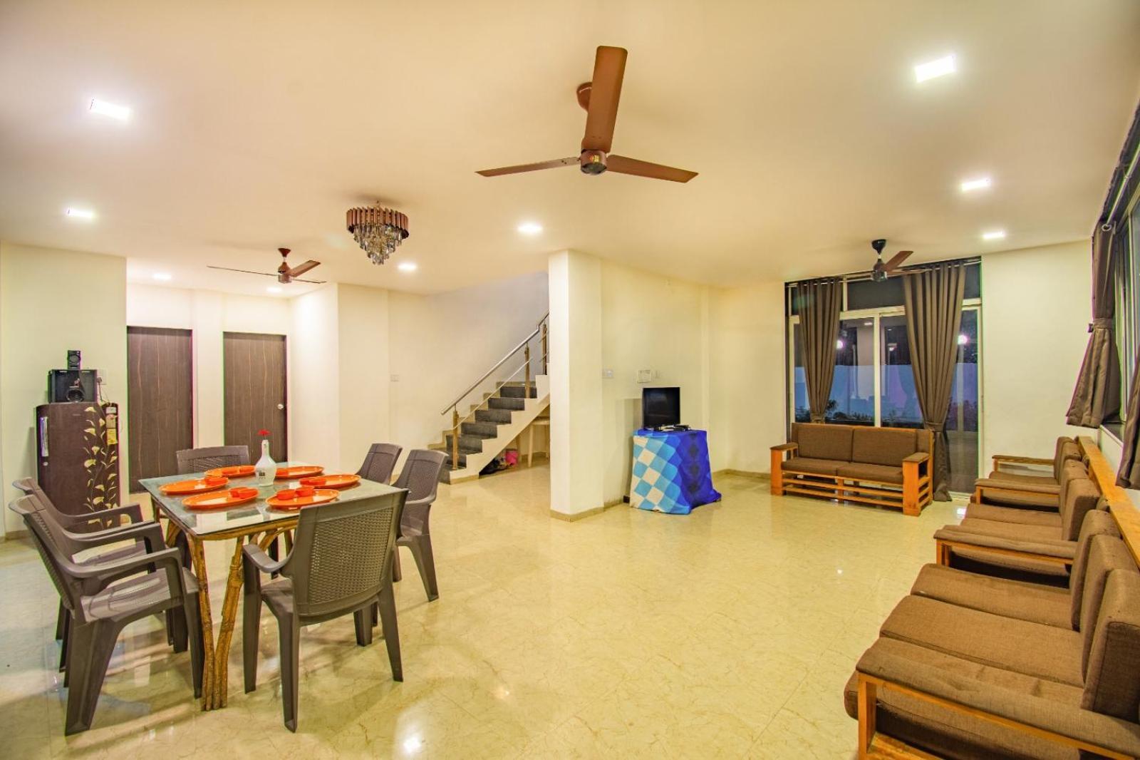Empyrean Stay Ll 6Bhk Ll Royal Bramha Palace Ll Pvt Pool Ll Lonavala Exterior photo