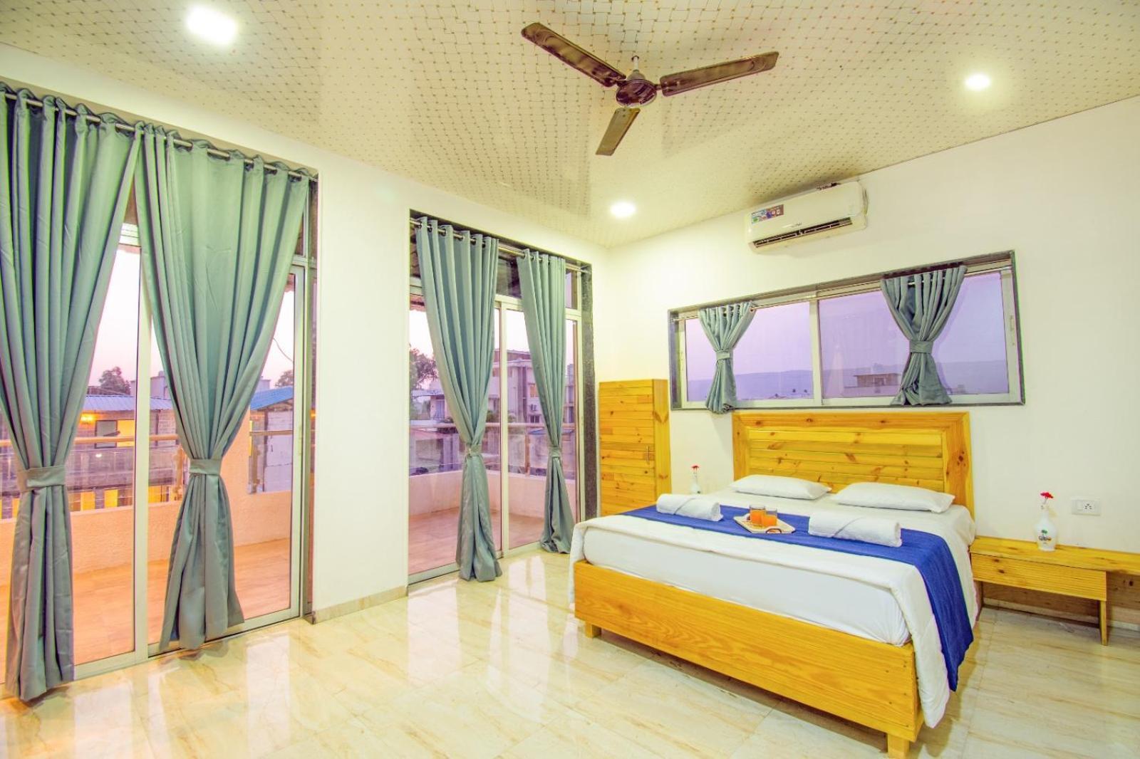 Empyrean Stay Ll 6Bhk Ll Royal Bramha Palace Ll Pvt Pool Ll Lonavala Exterior photo